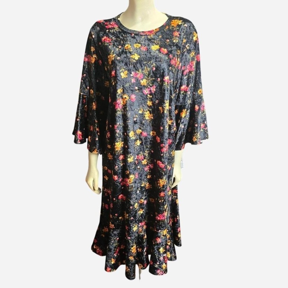 LuLaRoe Maurine Dress 2XL Womens Black Floral Crushed Velvet Bell Sleeve NWT